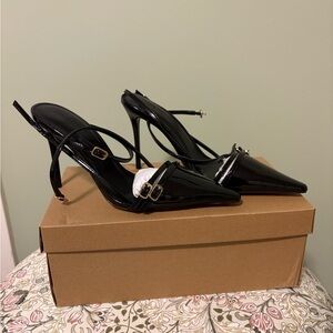 Steve Madden Deagan Black Slingback Heels